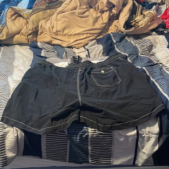 Men’s swimming trunks - Picture 5 of 7